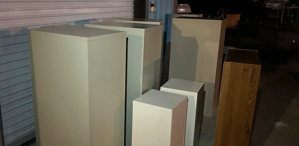 storage unit cleaning